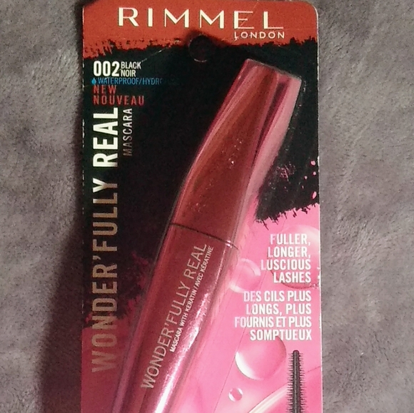 Rimmel black waterproof mascara - Picture 4 of 4